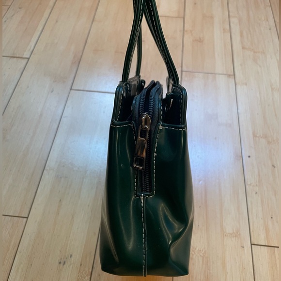 Clutch in Green - Picture 3 of 7